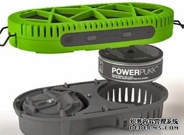 用水为手机充电
